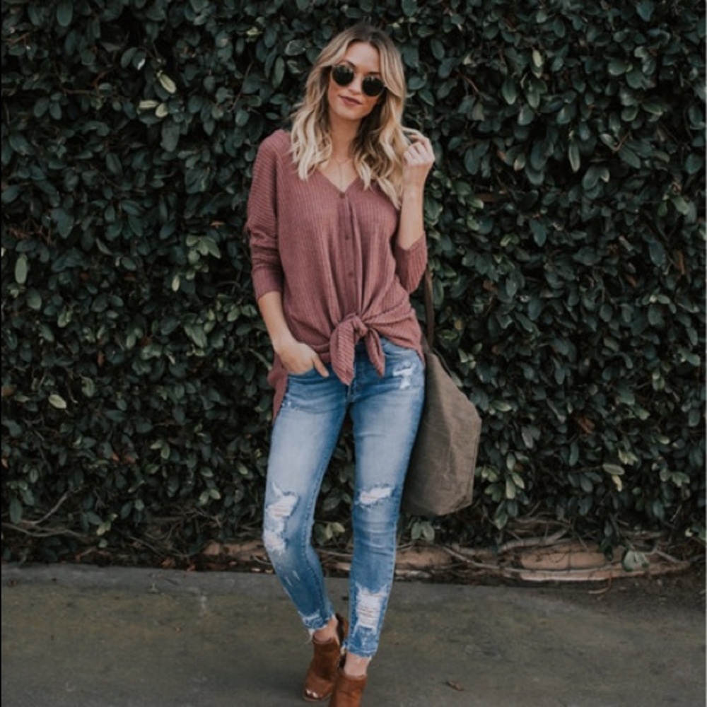 YVONNE KNITTED WAFFLE LIGHT WEIGHT KNOT TOP BRICK